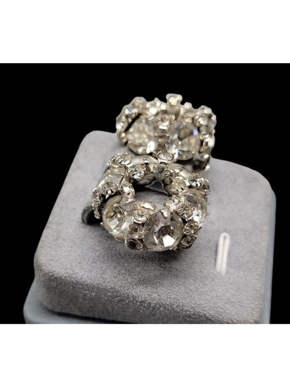 Signed Vintage Warner Clear Rhinestone Wreath Clip On Earrings 1950 Original Box - Picture 6 of 12